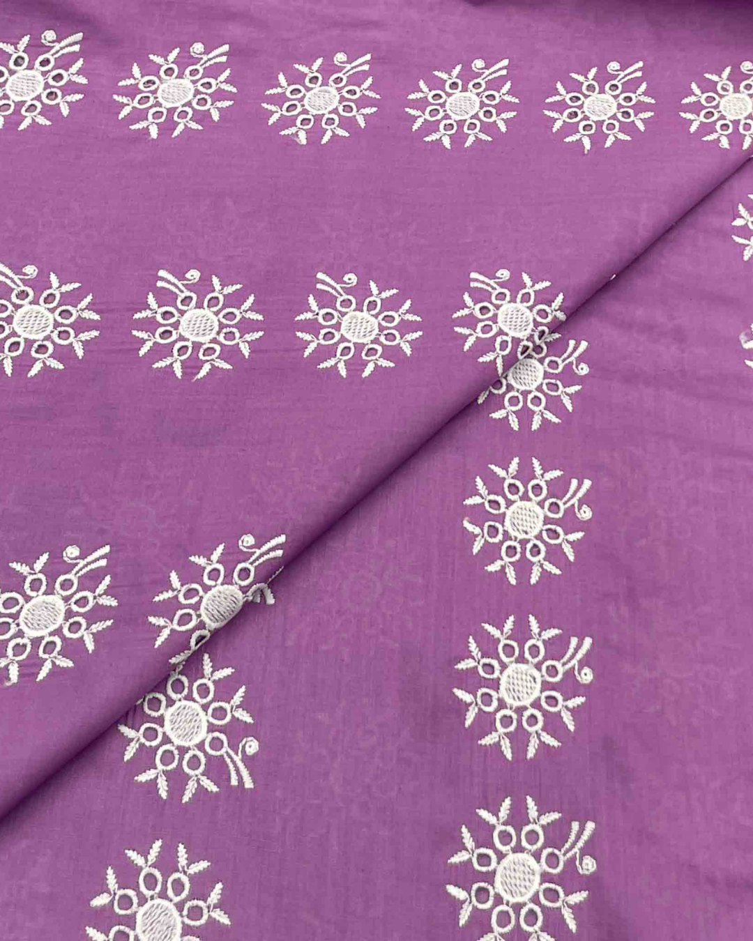 Lawn Chickenkari D5H100