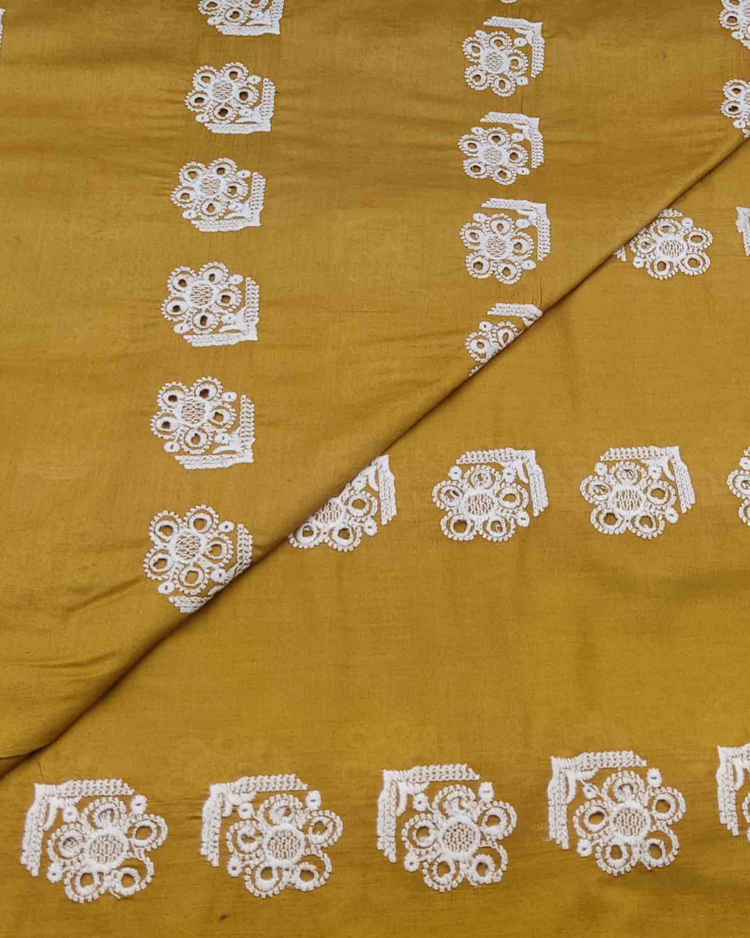 Lawn Chickenkari D5H106