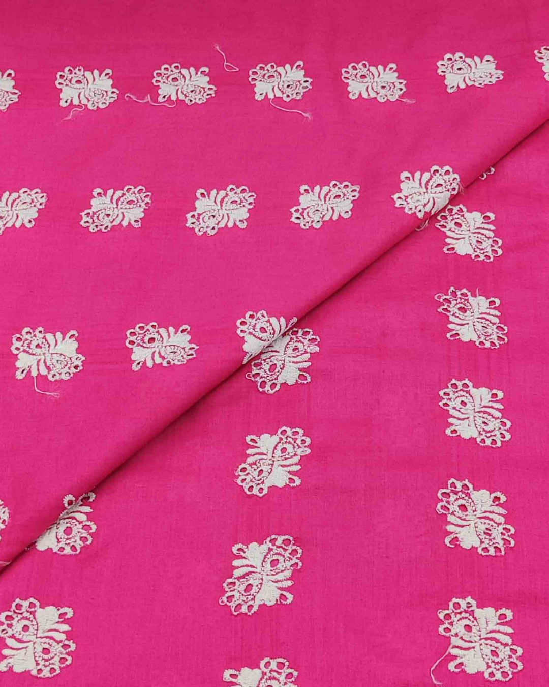 Lawn Chickenkari D5H112