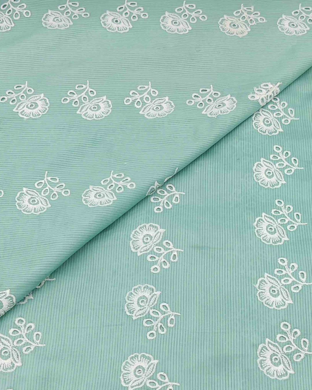 Lawn Chickenkari D5H115