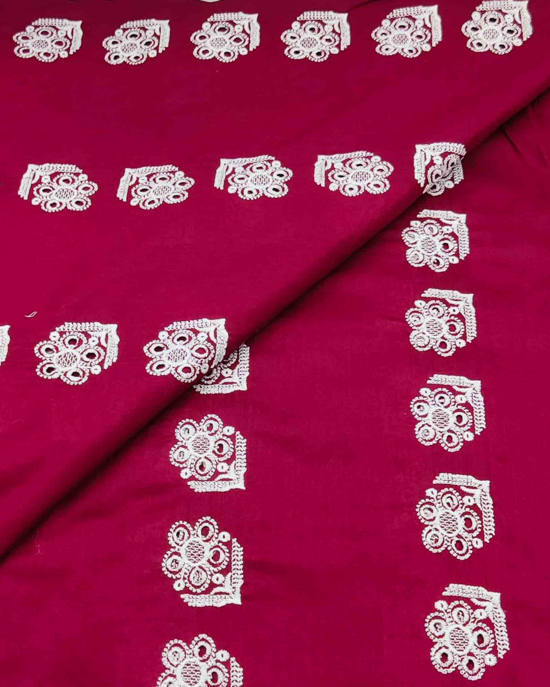 Lawn Chickenkari D5H116