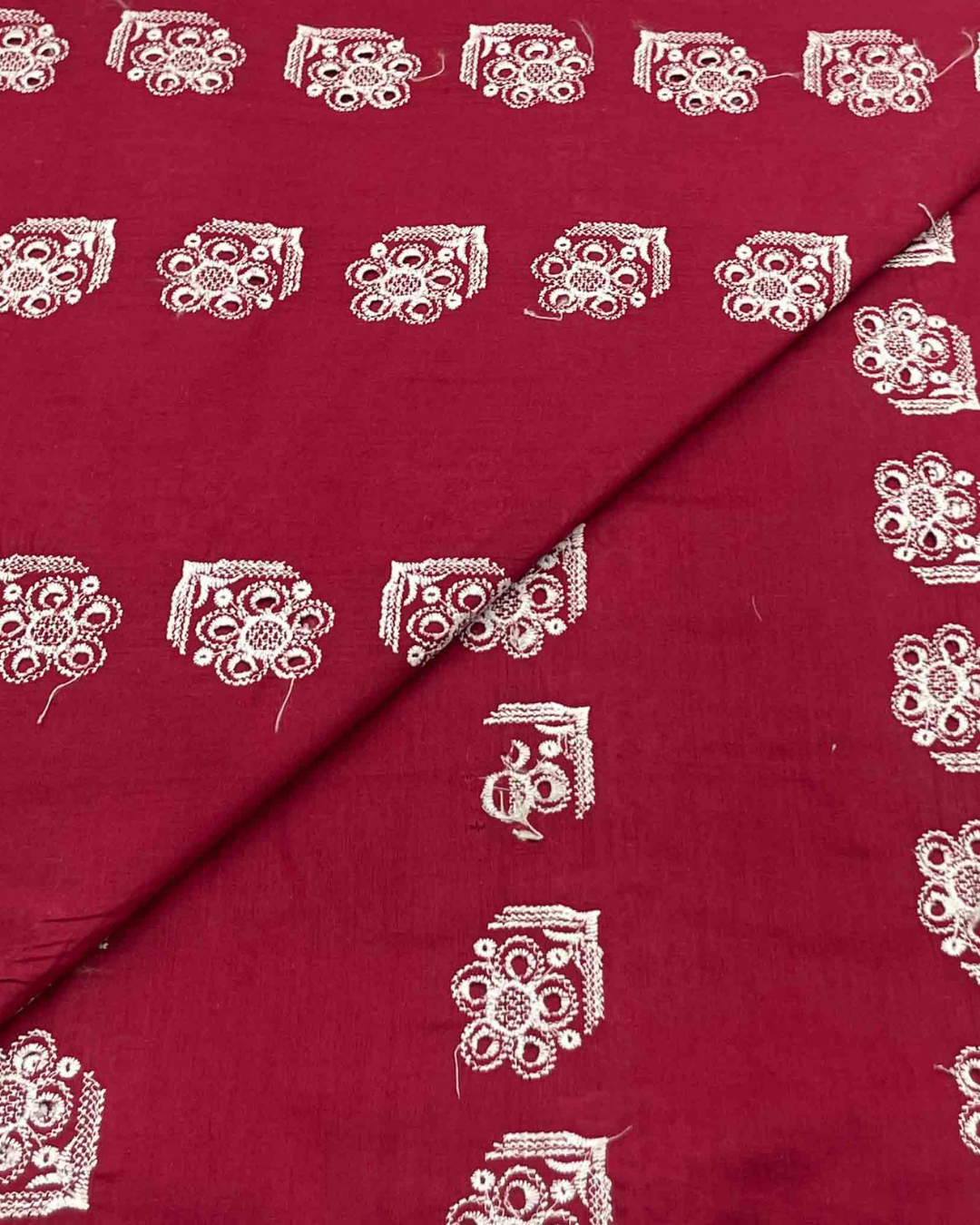 Lawn Chickenkari D5H129