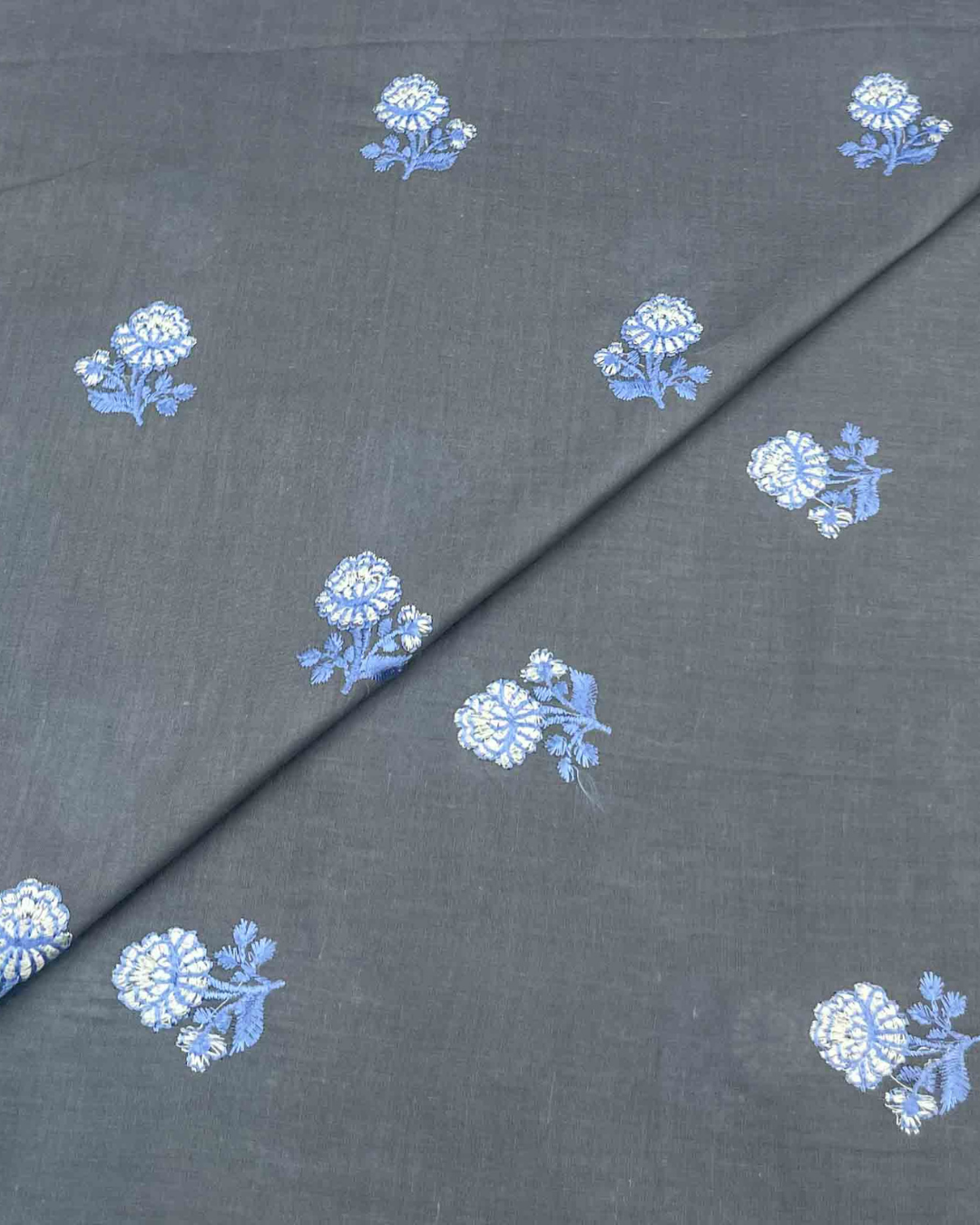 Lawn Embroidery D5I016