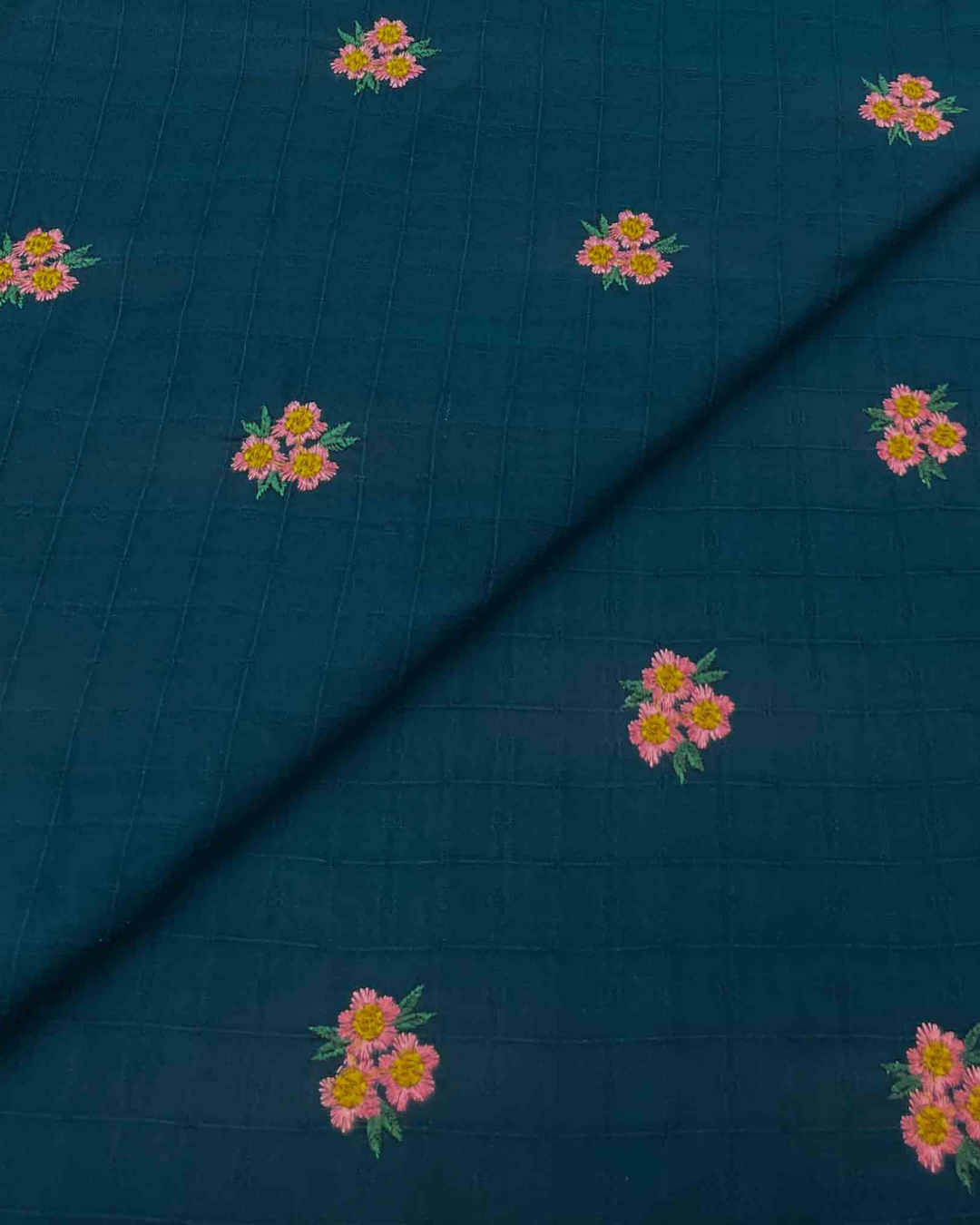 Khaddar Embroidery D1A017