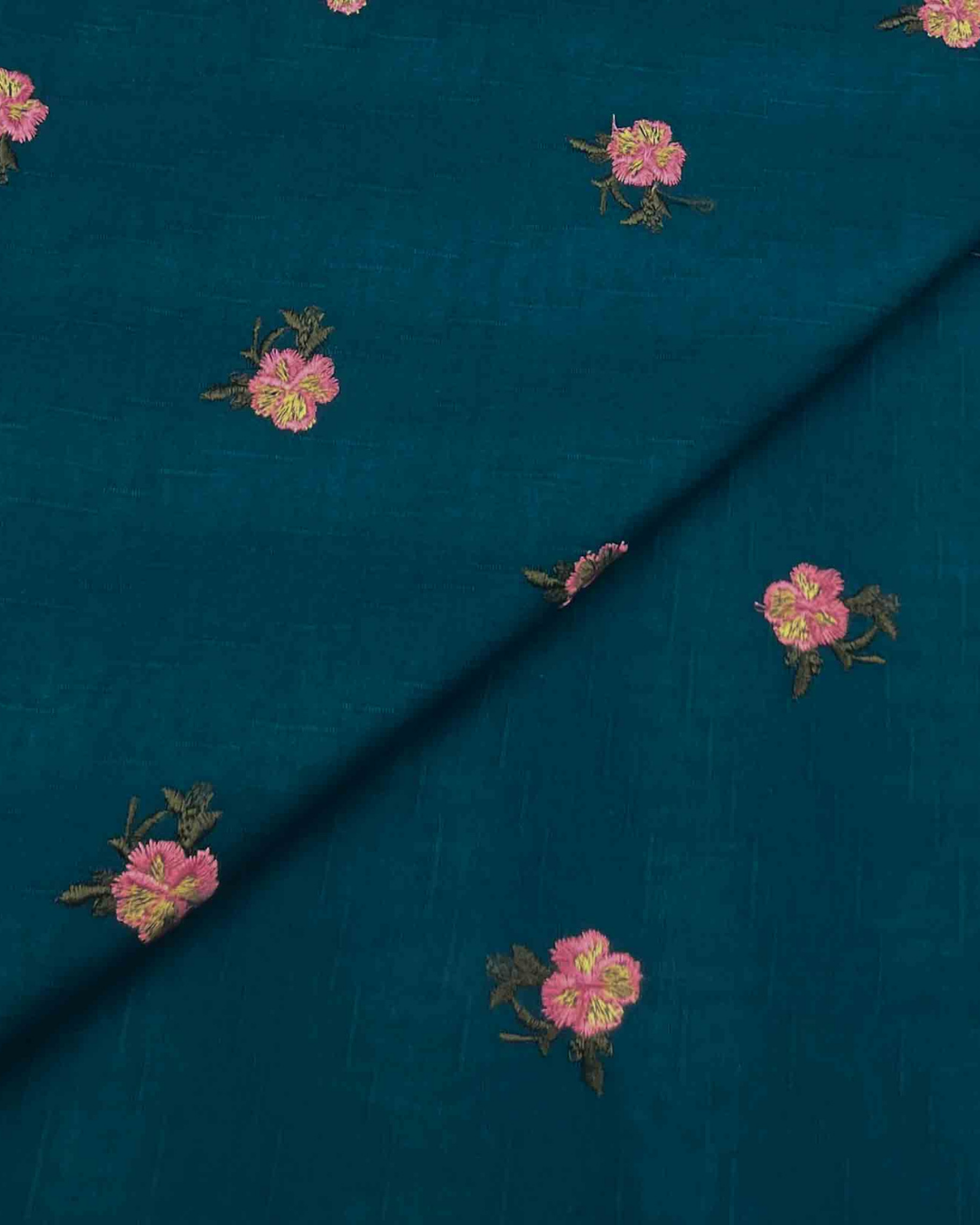 Khaddar Embroidery D1A018