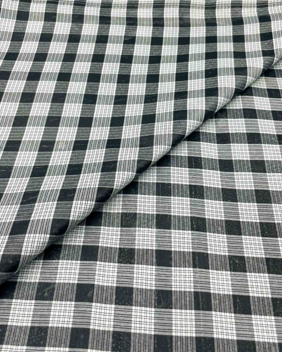 Poly Viscose Check D6A018