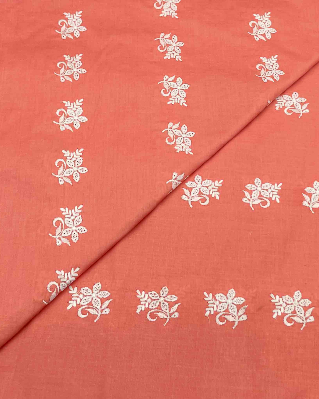 Lawn Chickenkari D5H021