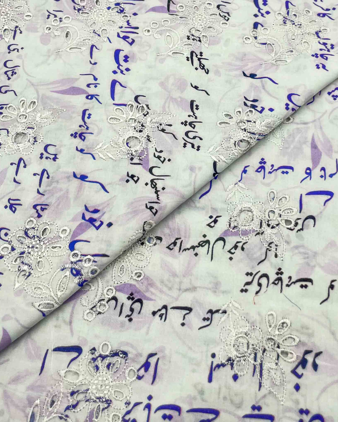 Printed Lawn Chickenkari D5D002