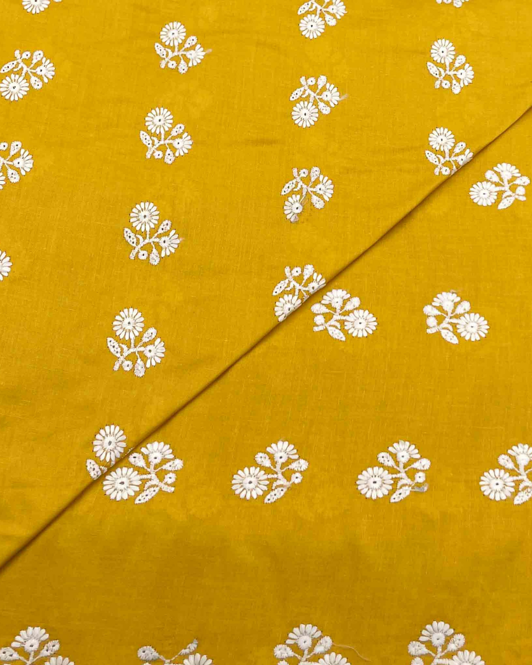 Lawn Chickenkari D5H034