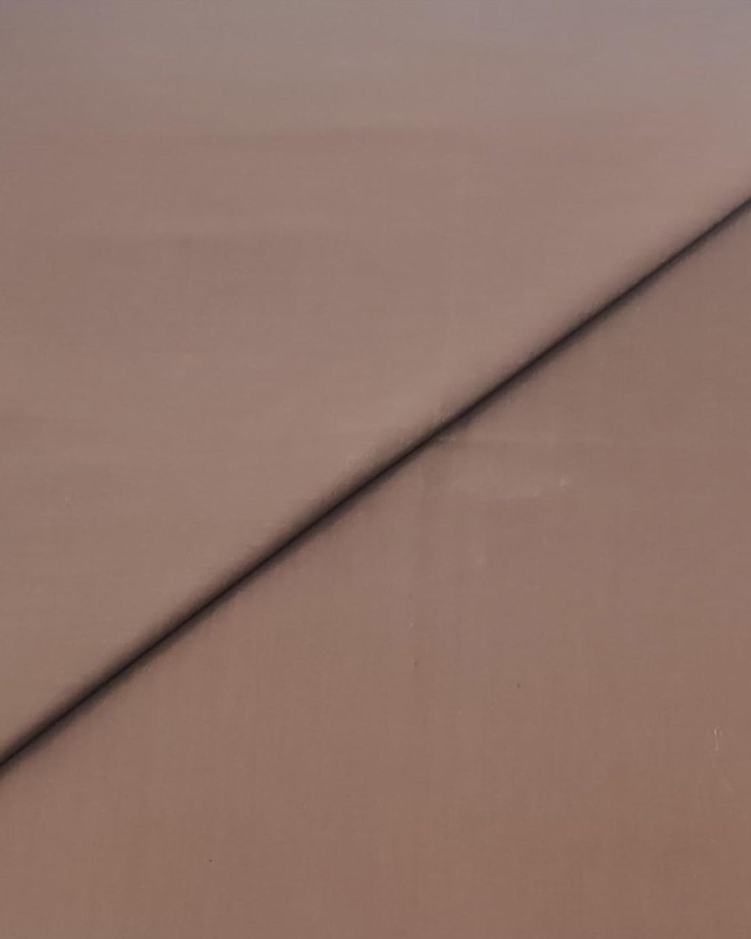 Brown – Plain Lawn