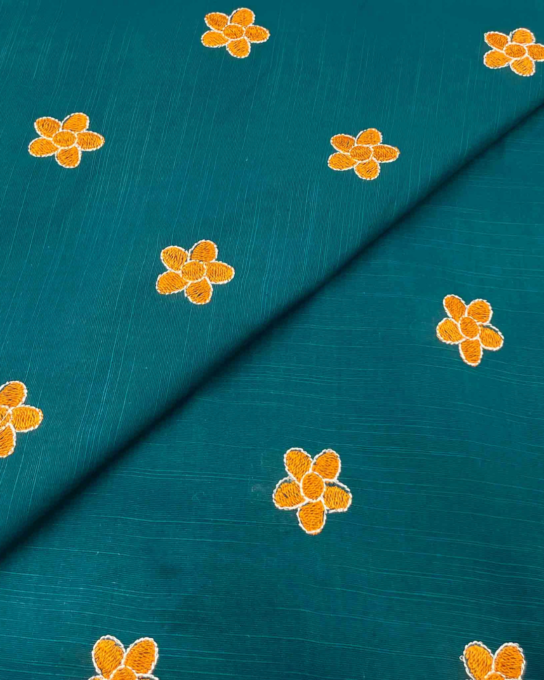 Khaddar Embroidery D1A050