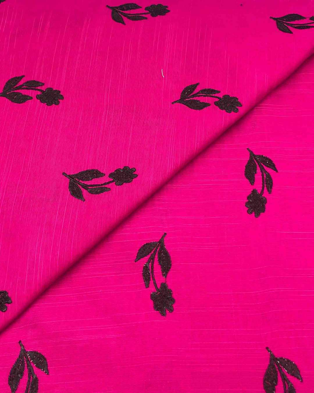 Khaddar Embroidery D1A051