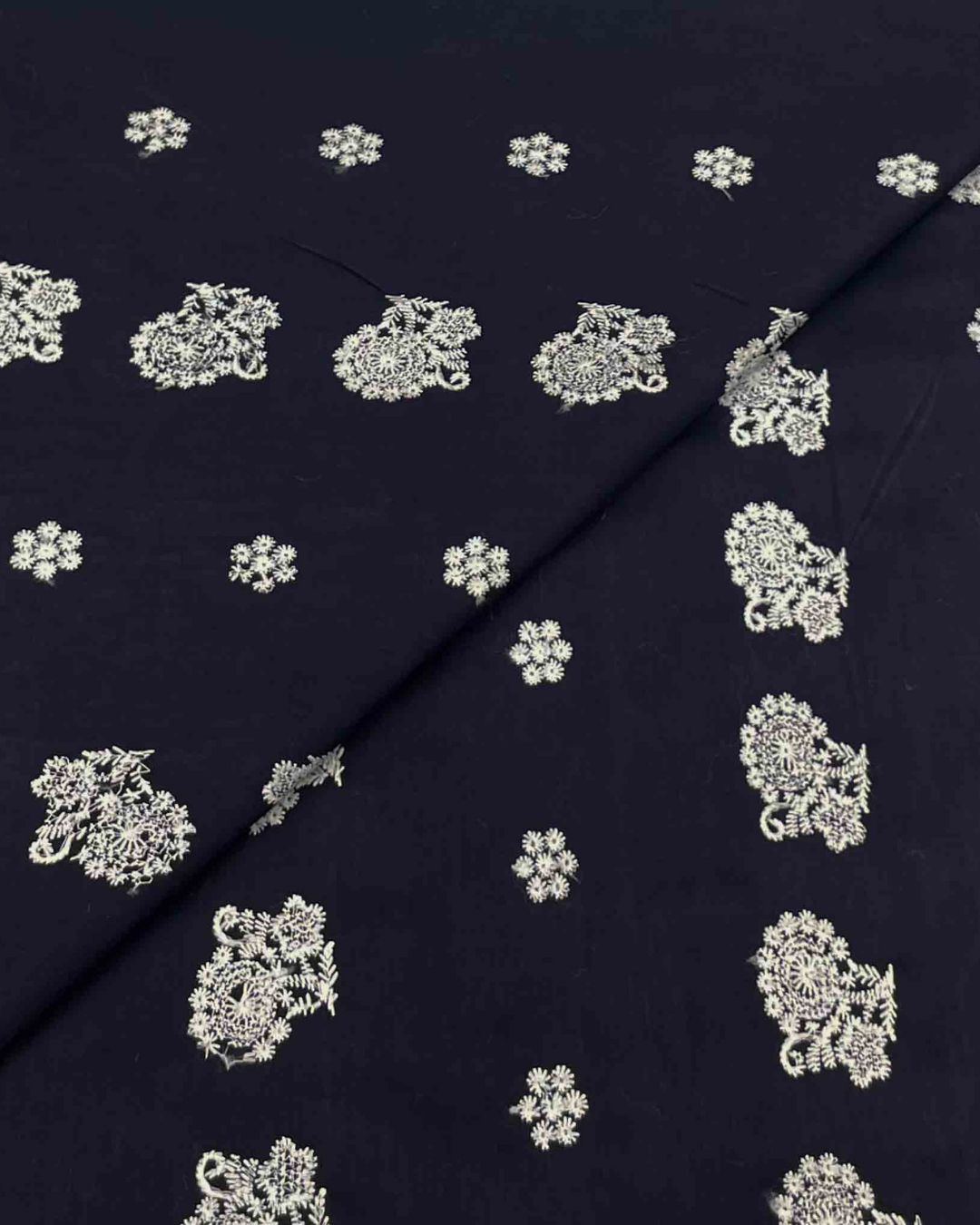 Lawn Chickenkari D5H053