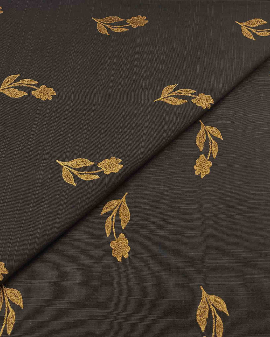 Khaddar Embroidery D1A055