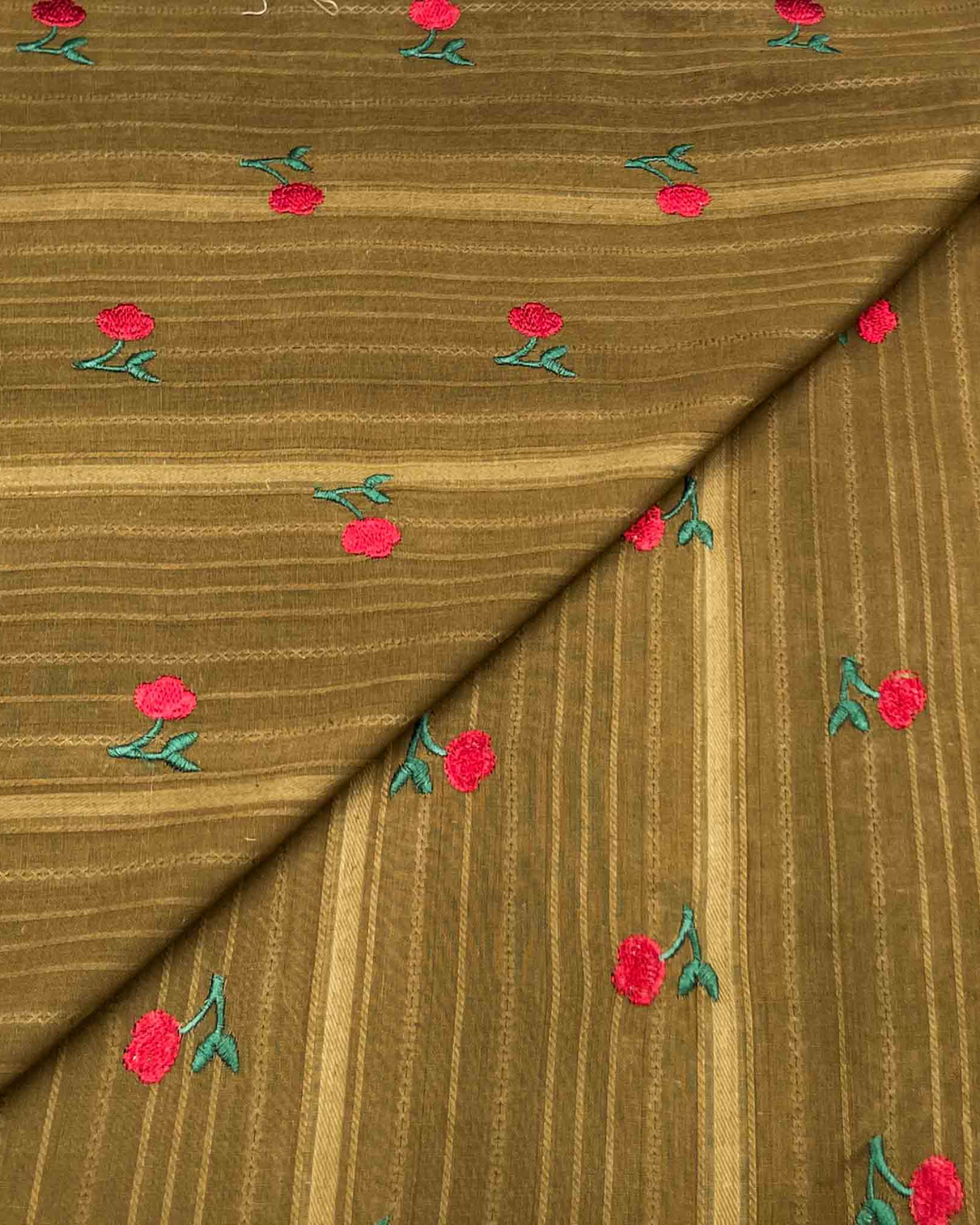 Lawn Embroidery Wider D5G056