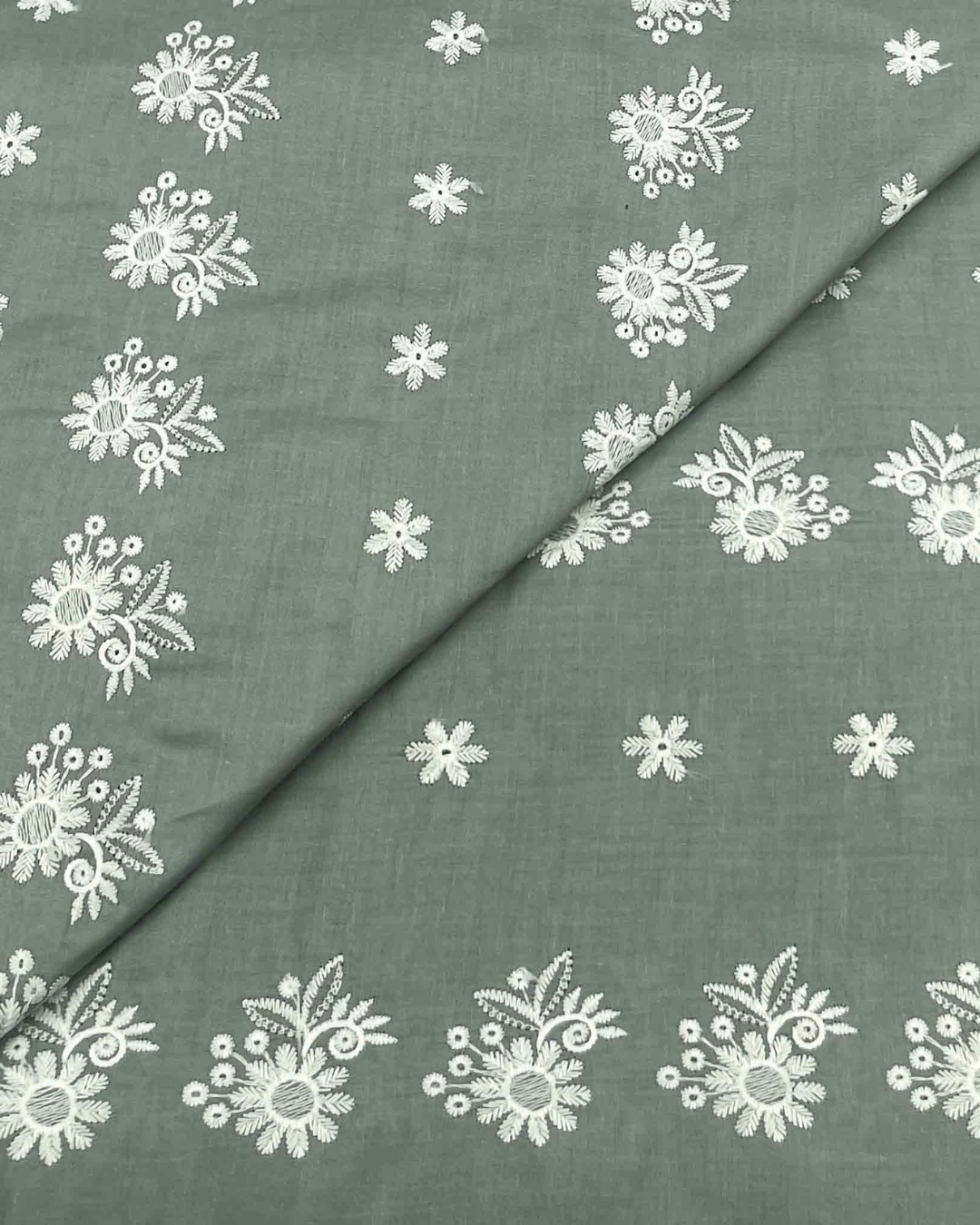 Lawn Chickenkari D5H005