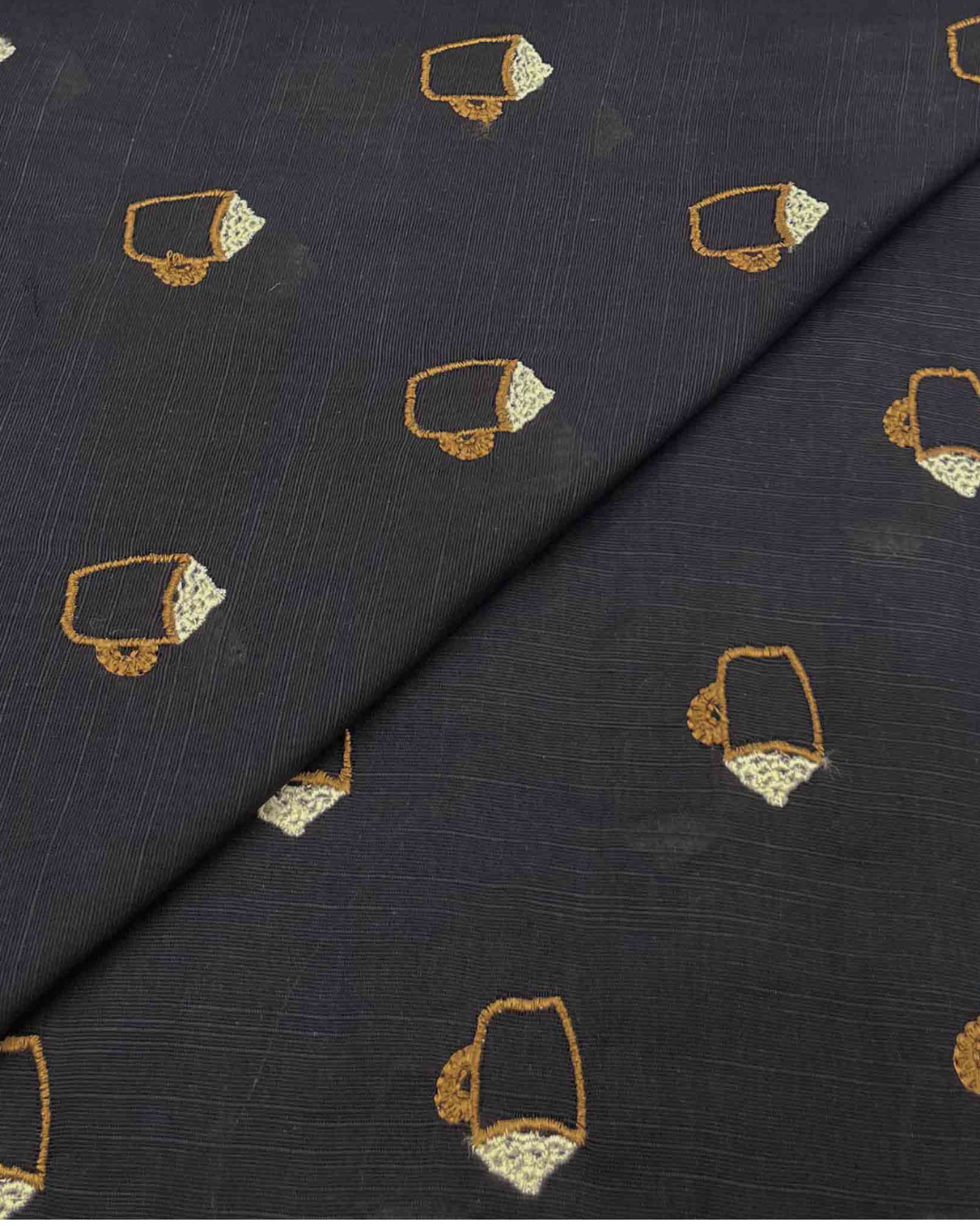 Khaddar Embroidery D1A068