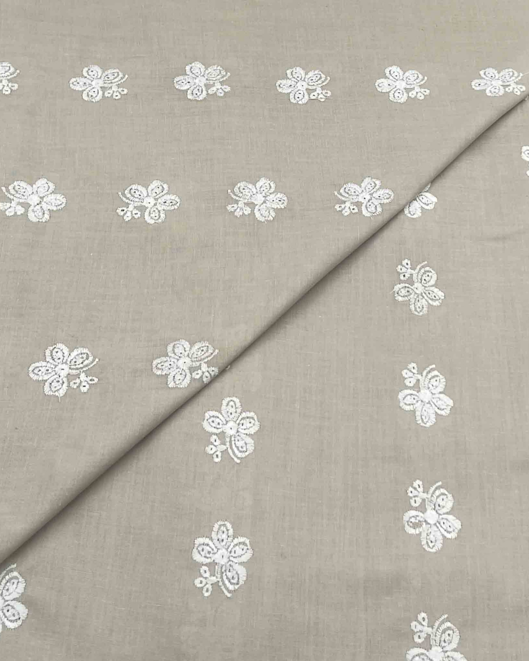 Lawn Chickenkari D5H076