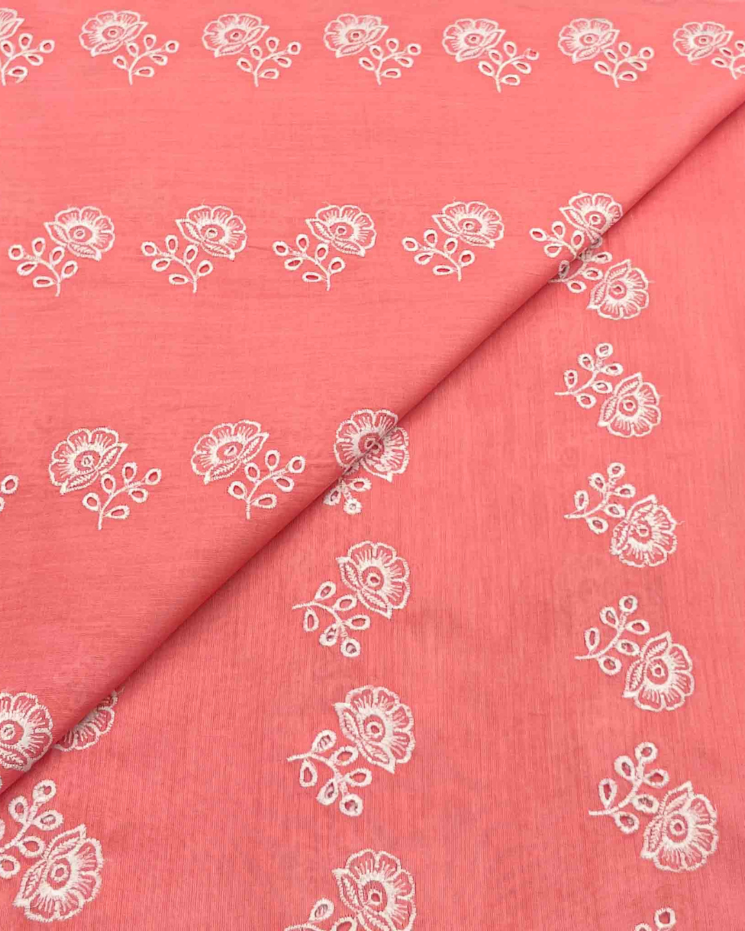 Lawn Chickenkari D5H086