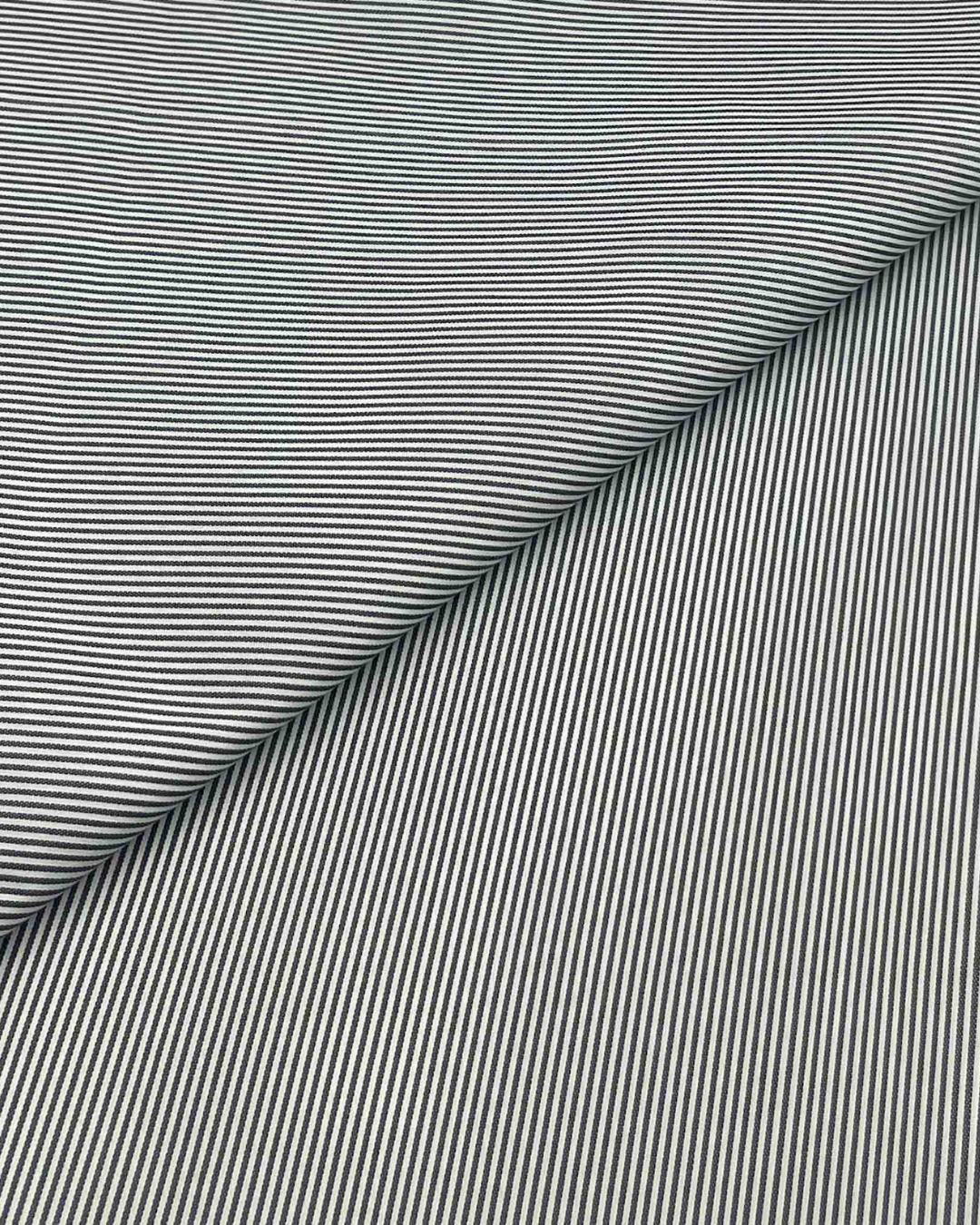 Poly Viscose Check D6A008