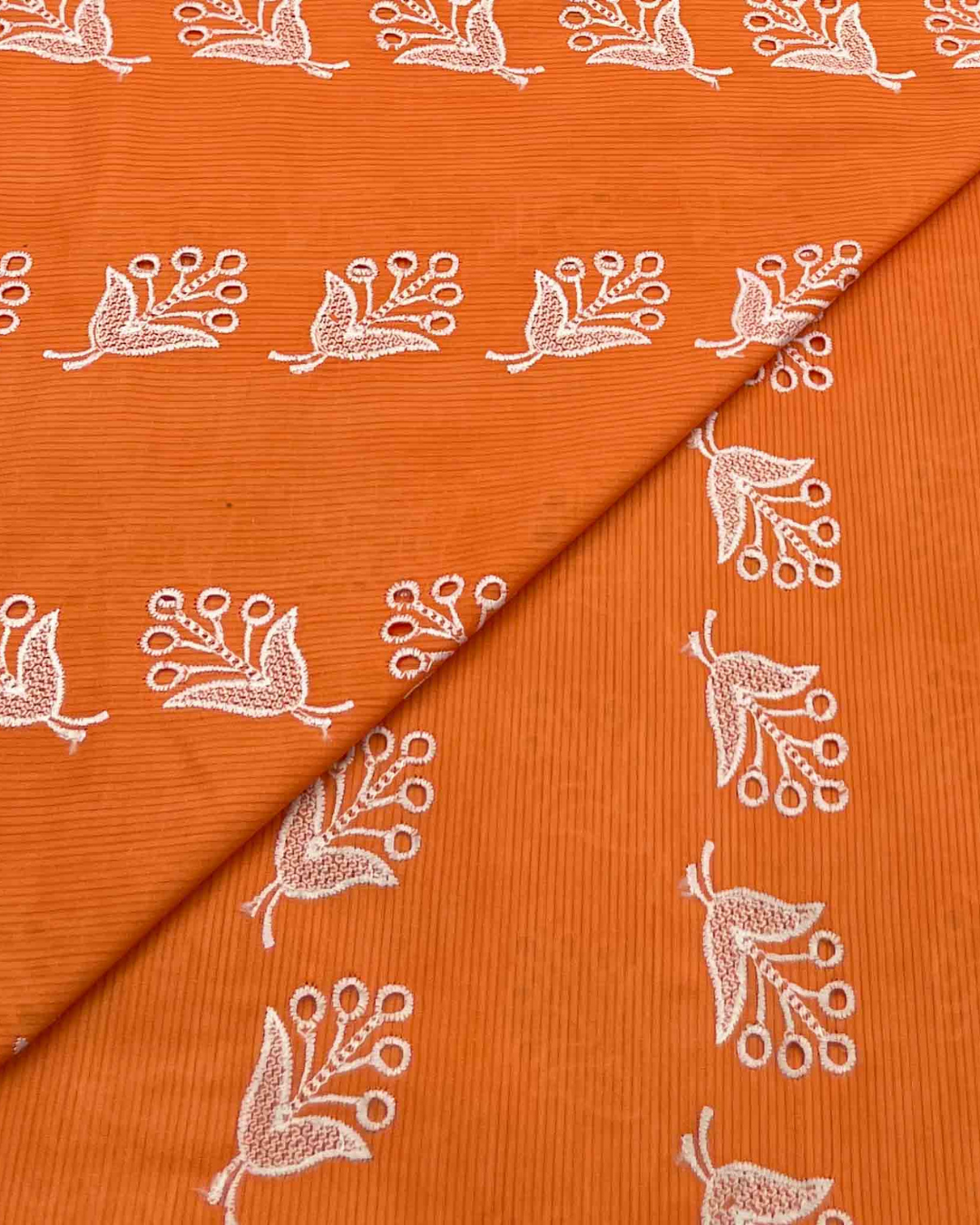 Lawn Chickenkari D5H098