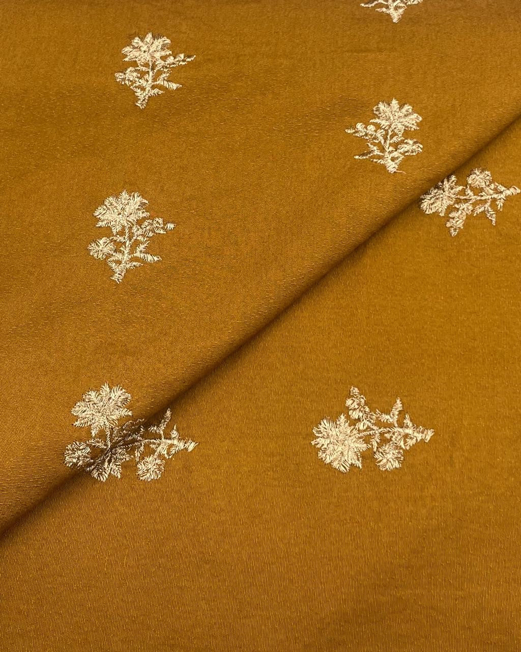 Silk Karandi Embroidery D3C100