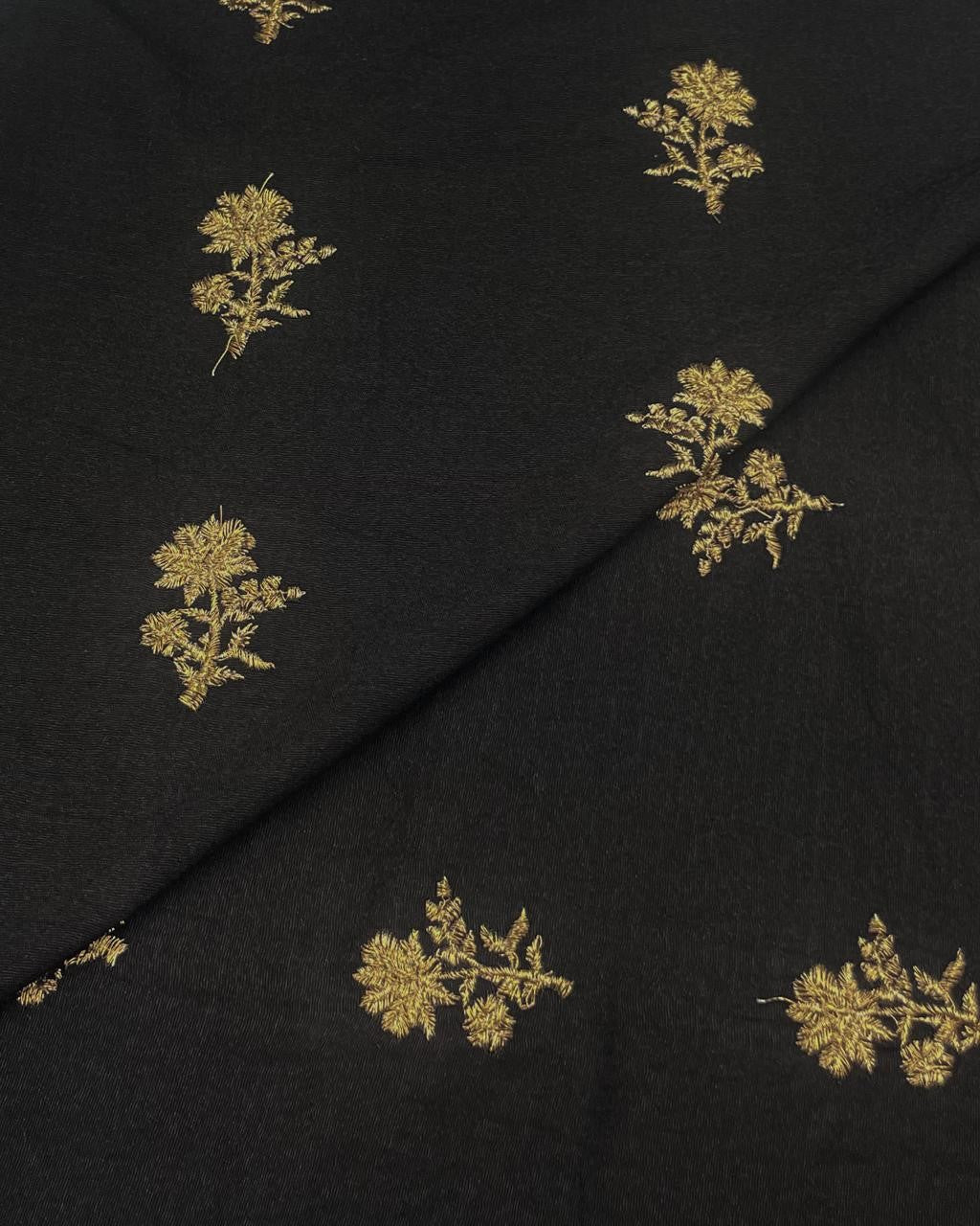 Silk Karandi Embroidery D3C096