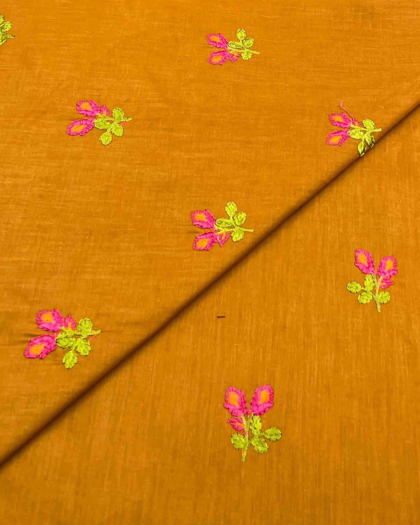 Cambric Cotton Embroidery D2C003