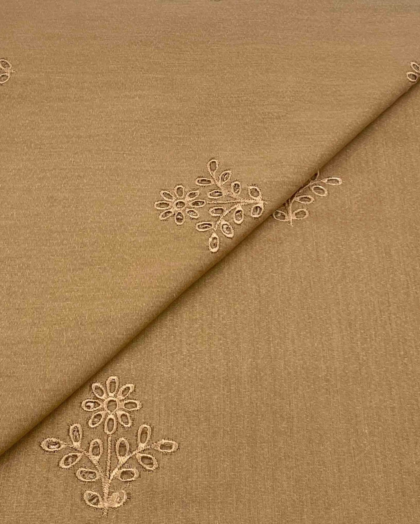 Silk Karandi Boring Embroidery D3C016