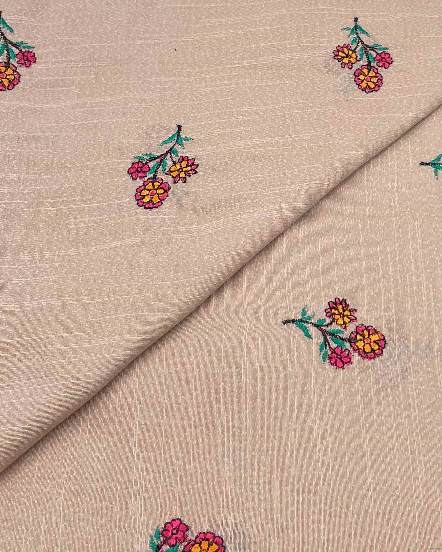 Silk Karandi Embroidery D3C023