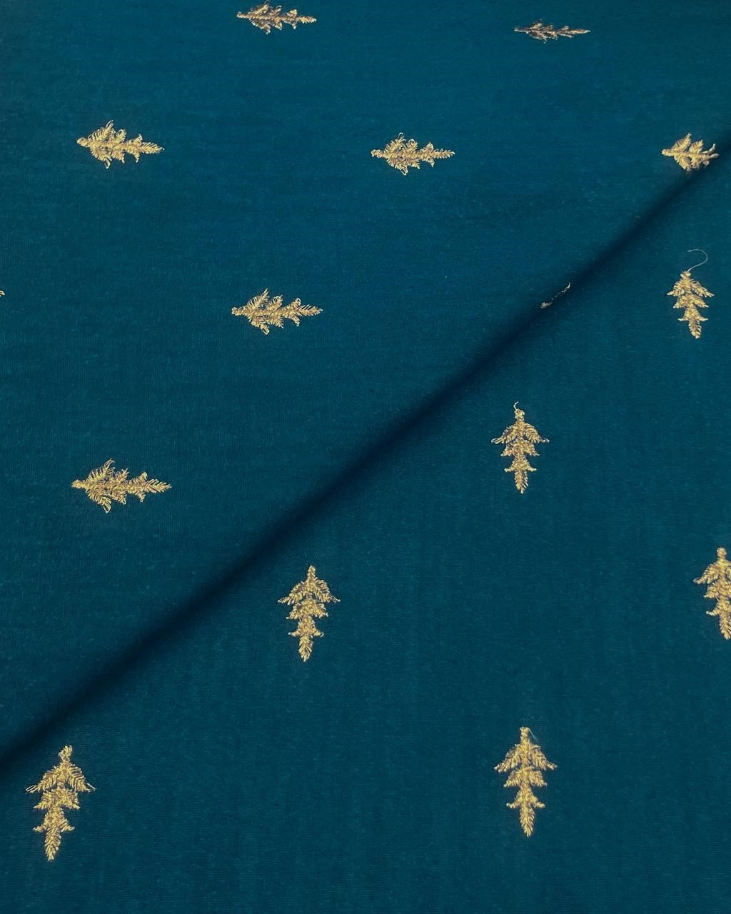 Silk Karandi Embroidery D3C027