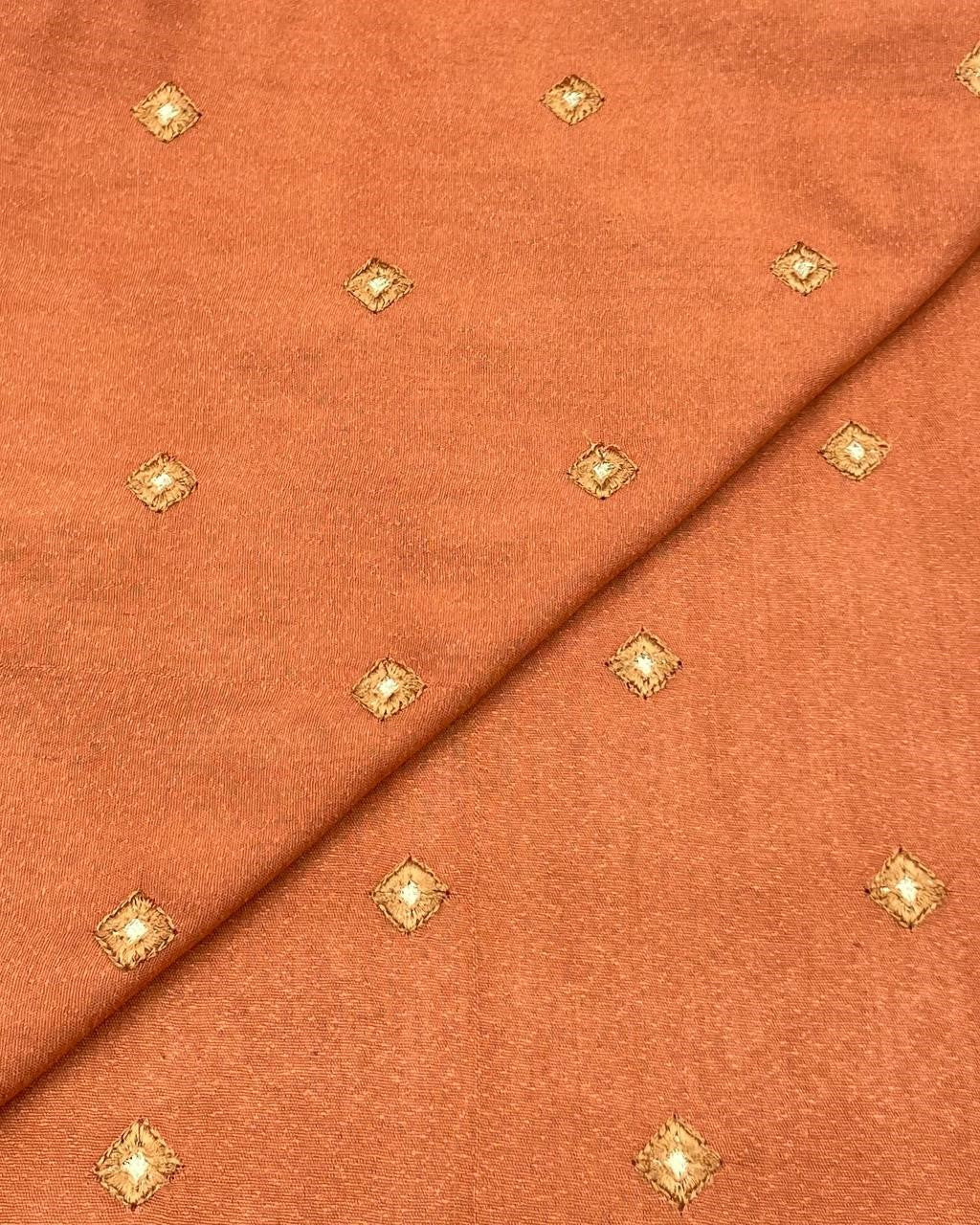 Silk Karandi Embroidery D3C038