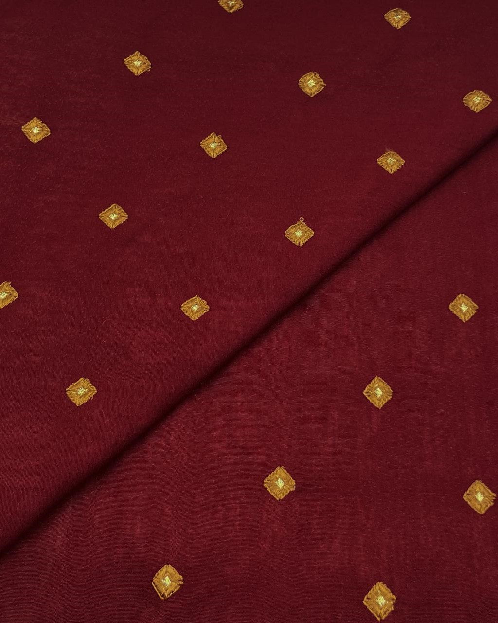 Silk Karandi Embroidery D3C041