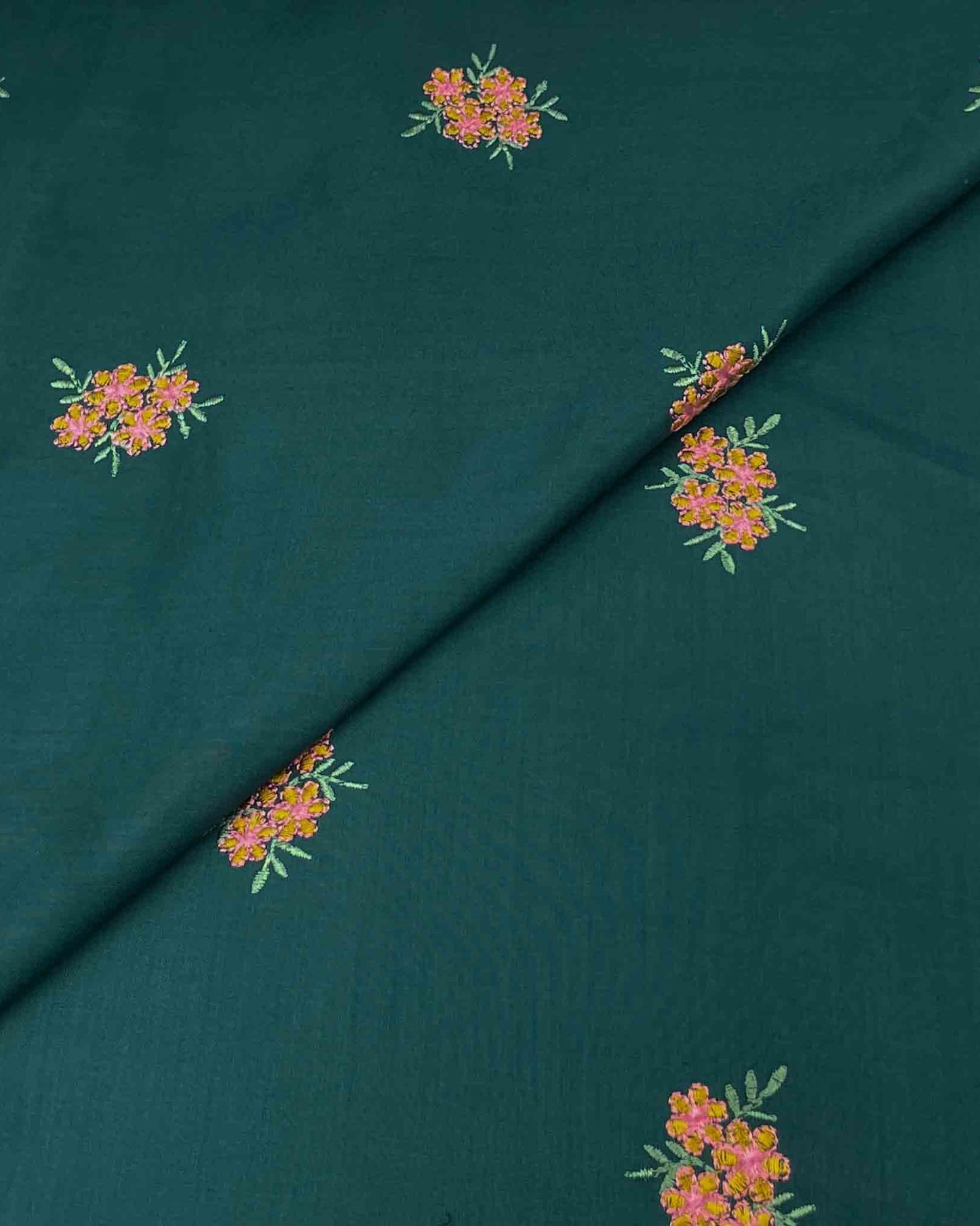 Linen Embroidery D4C010