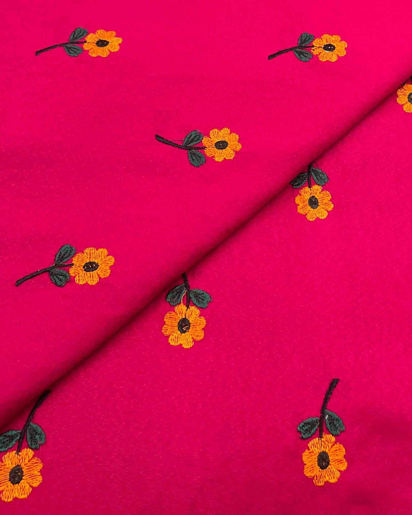 Silk Karandi Embroidery D3C055