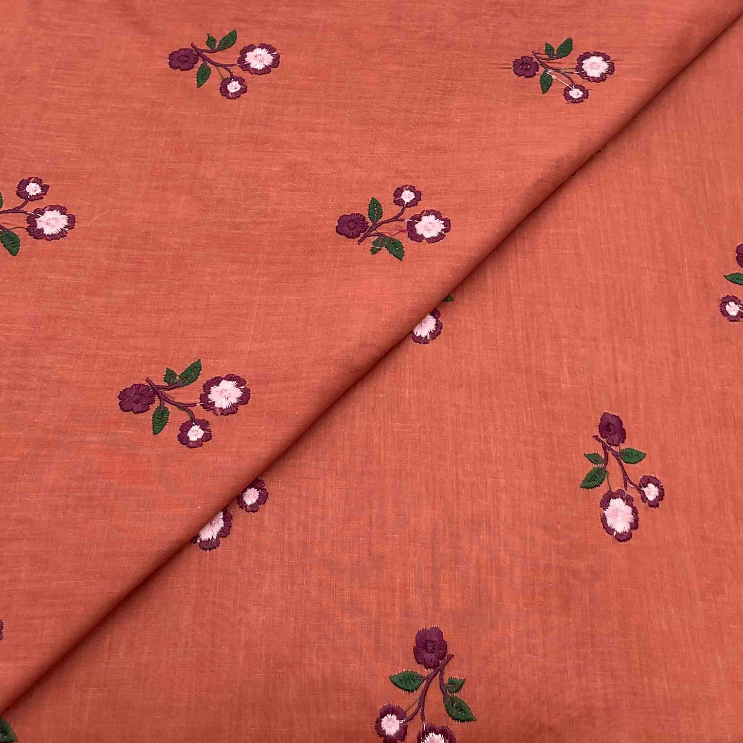 Lawn Emb D12064 567/yard