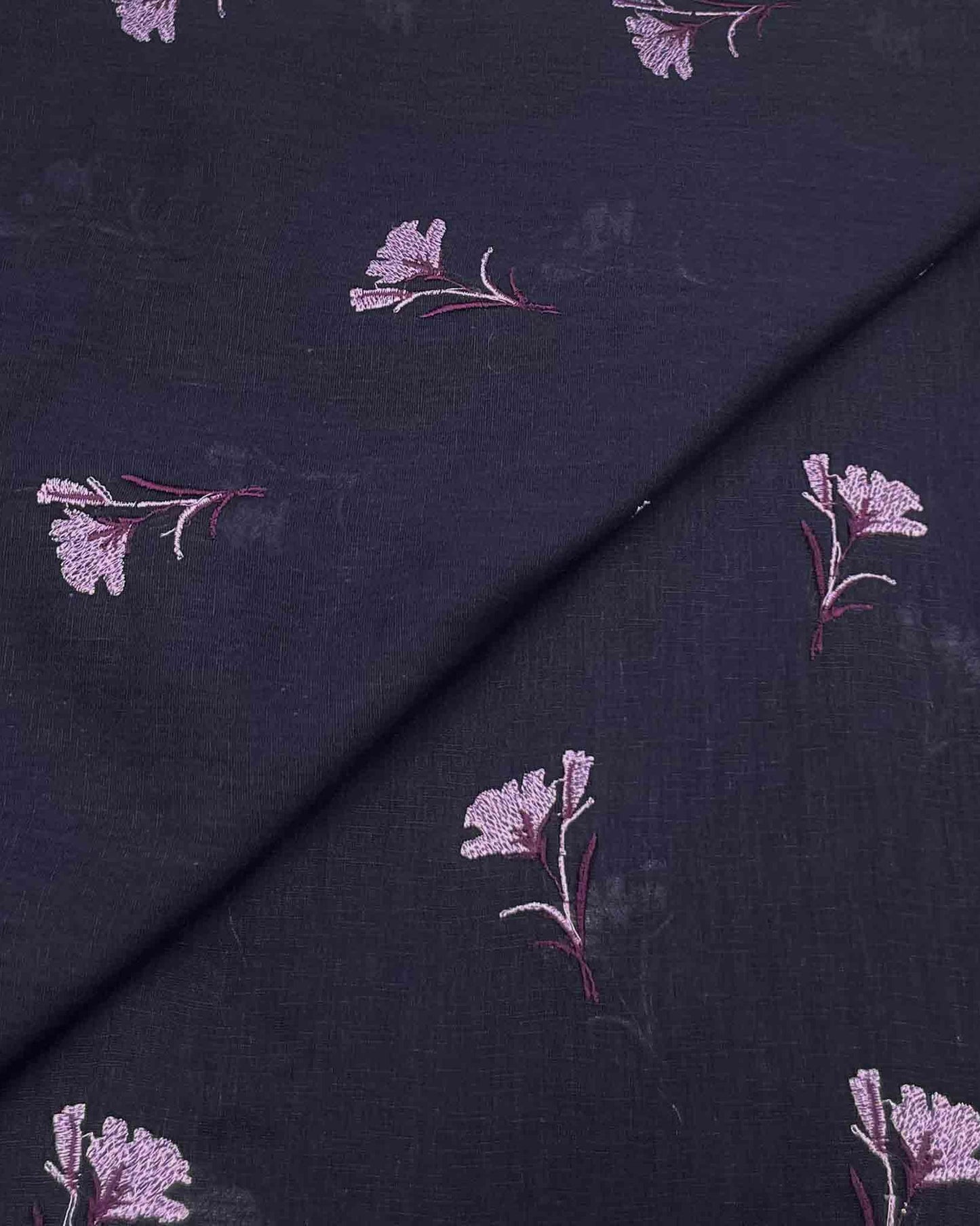 Silk Karandi Embroidery D3C066