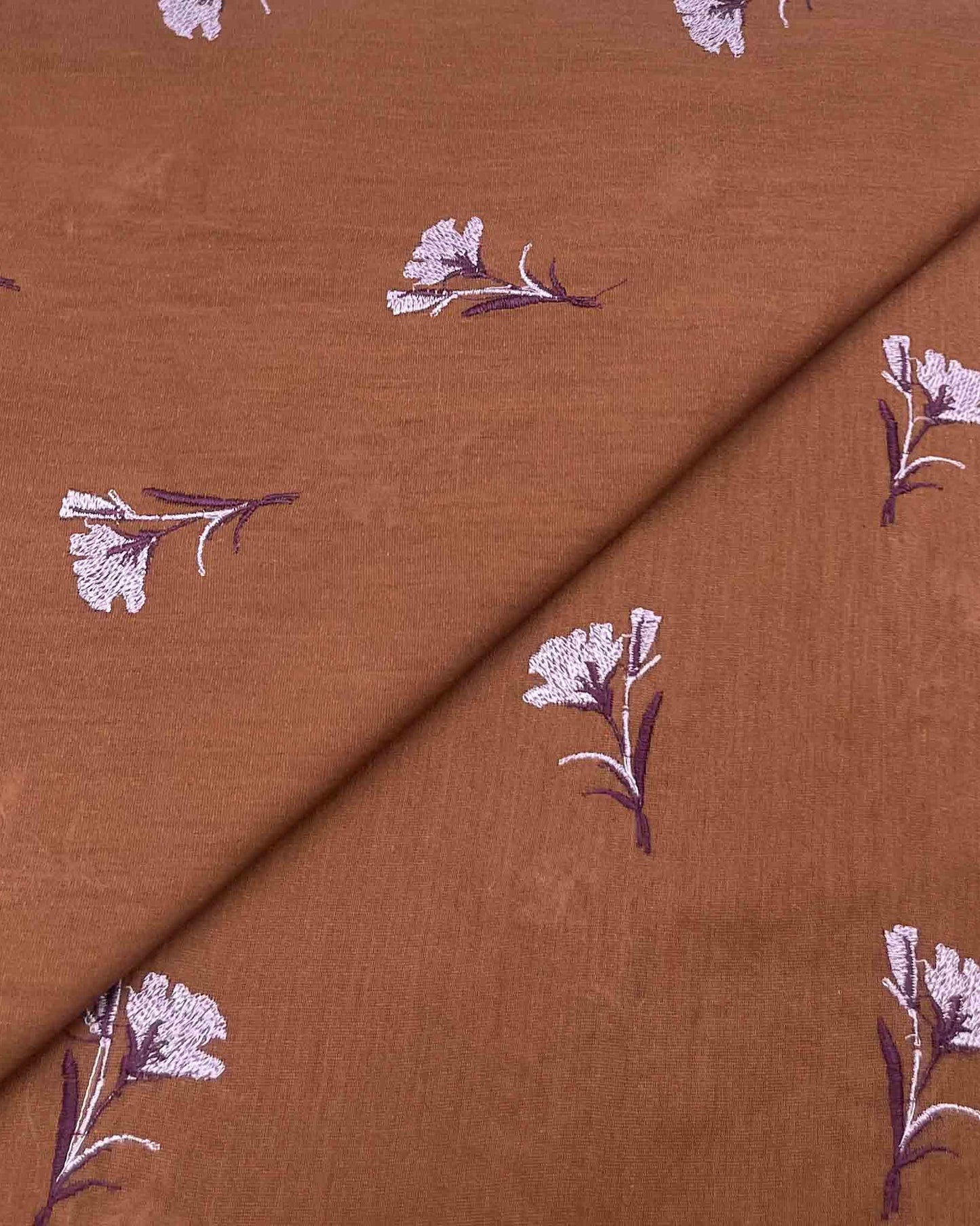 Silk Karandi Embroidery D3C067