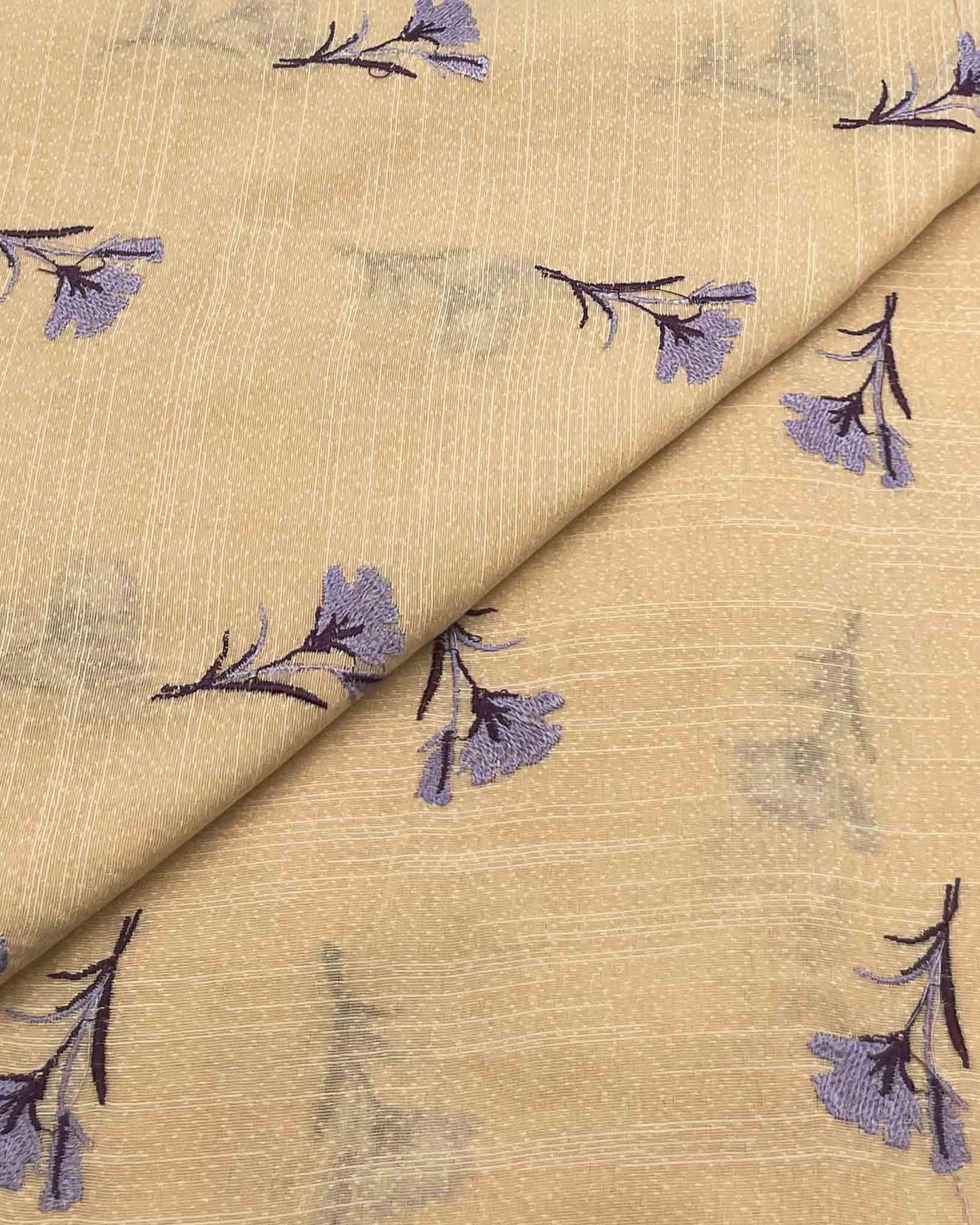 Silk Karandi Embroidery D3C069