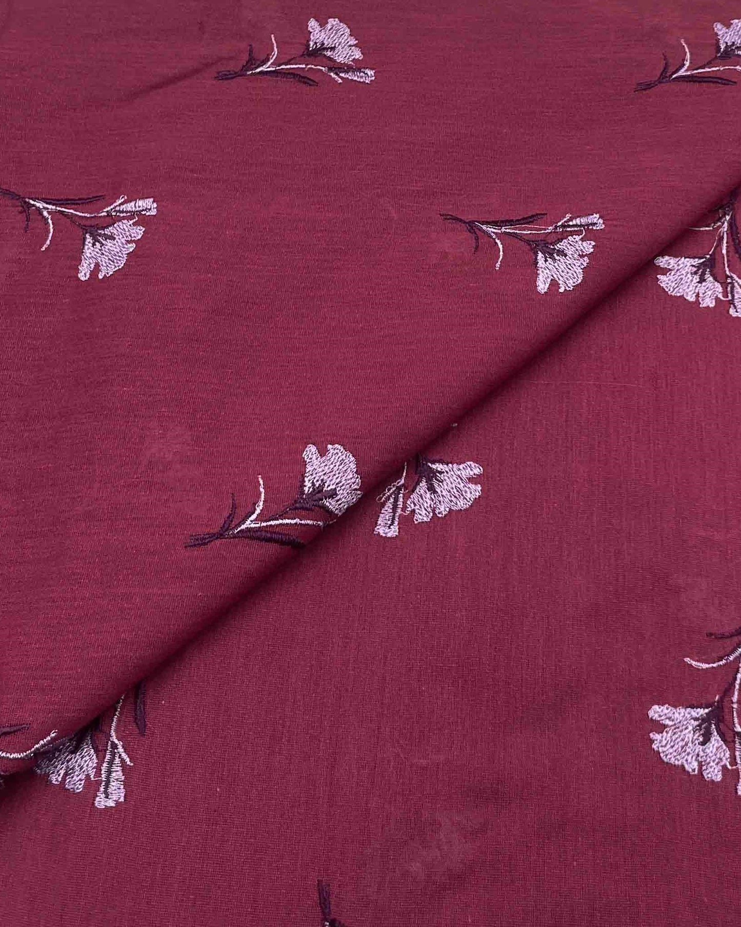 Silk Karandi Embroidery D3C082