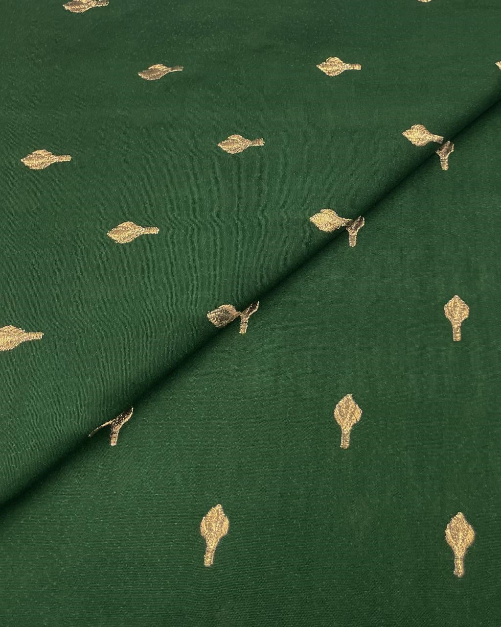 Silk Karandi Embroidery D3C090