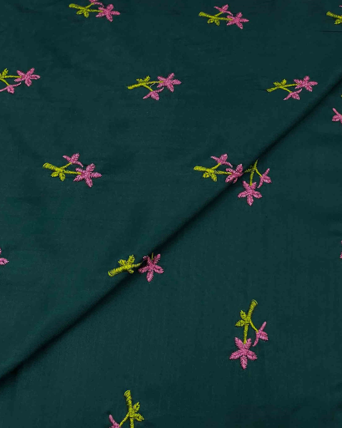 Summer Linen Embroidery D4C022