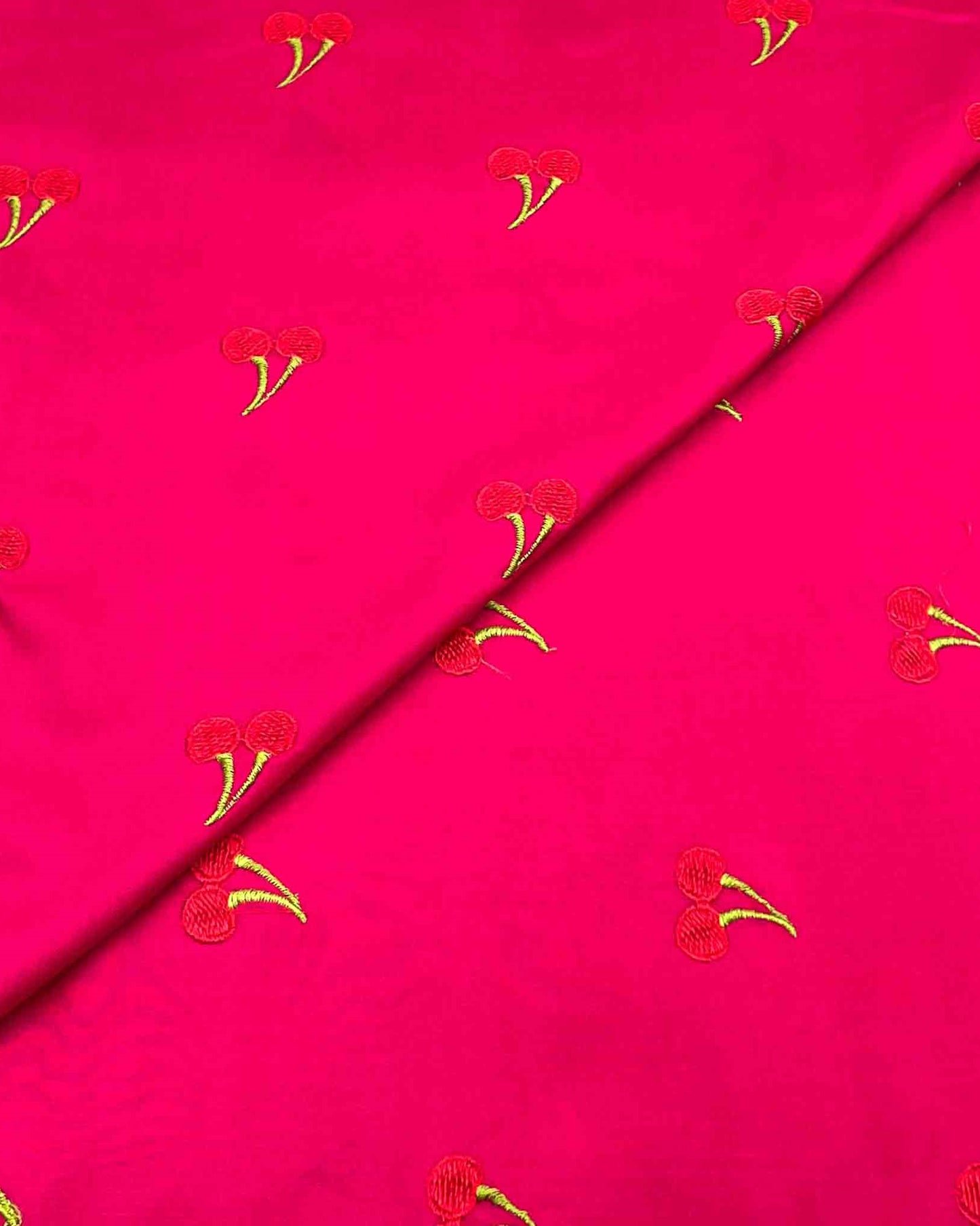 Summer Linen Embroidery D4C043