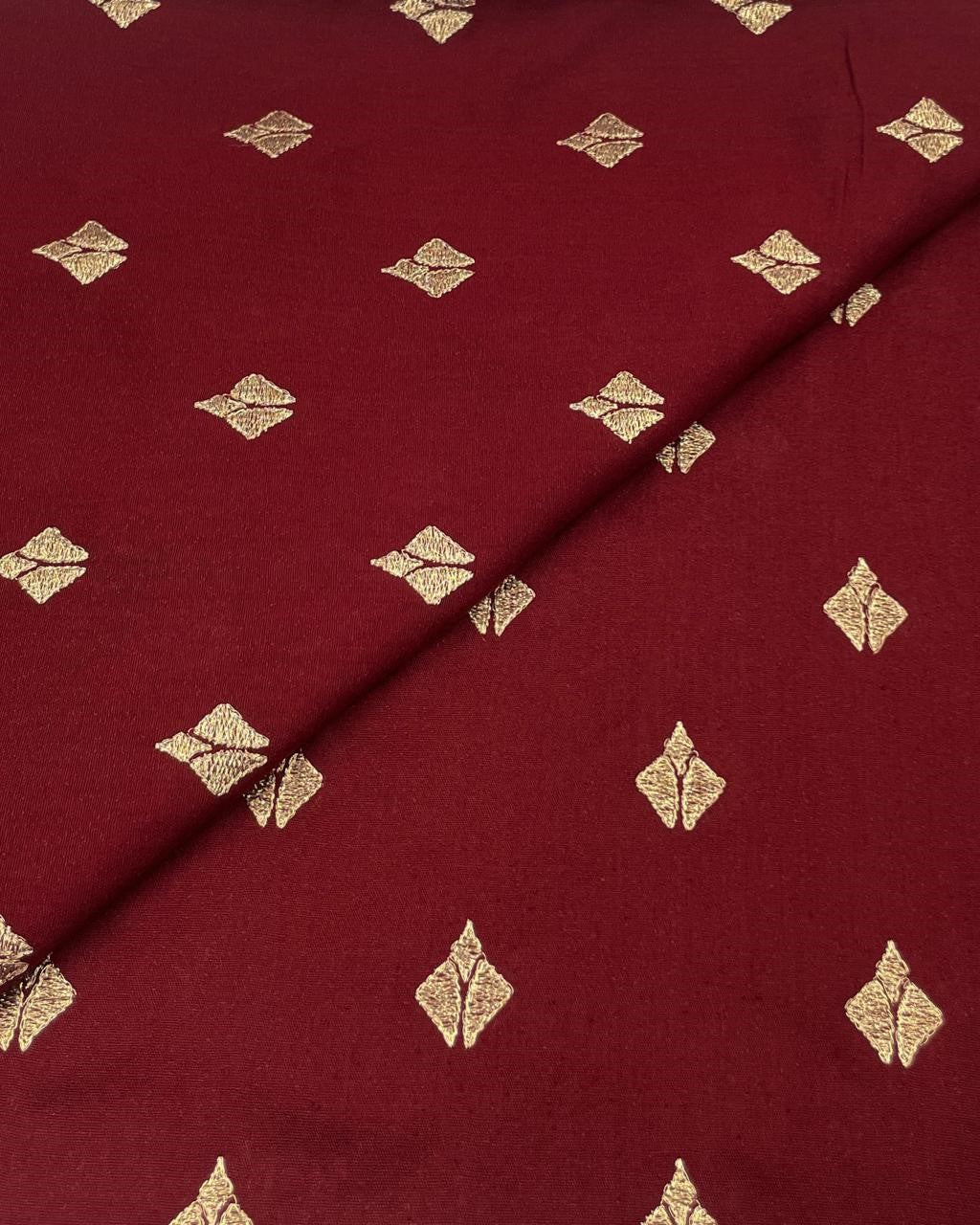 Silk Karandi Embroidery D3C109