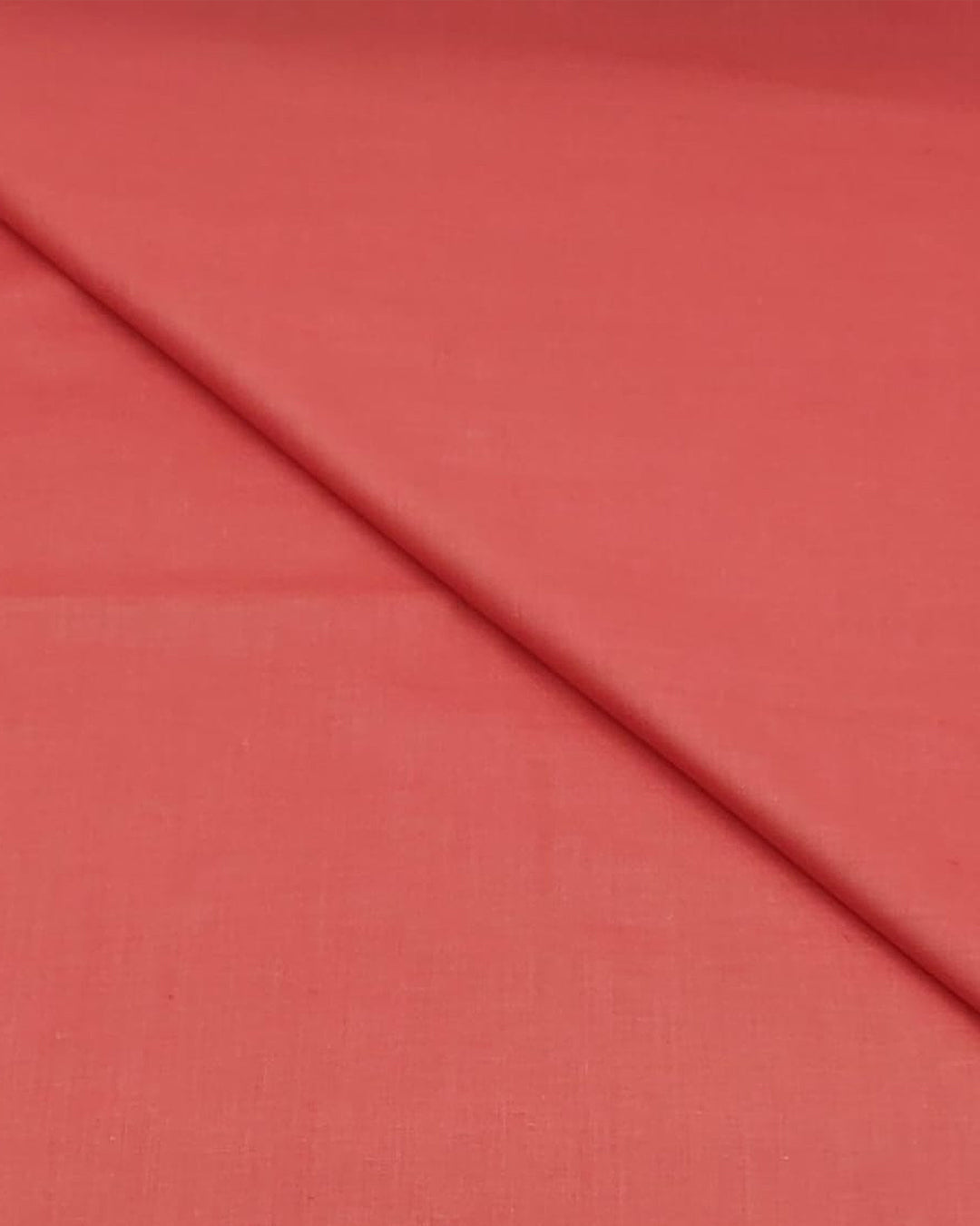 Red – Plain Lawn