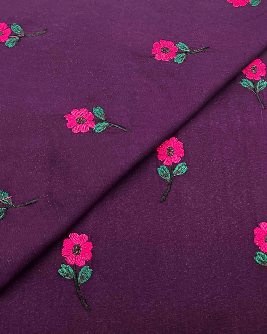 Silk Karandi Embroidery D3C053
