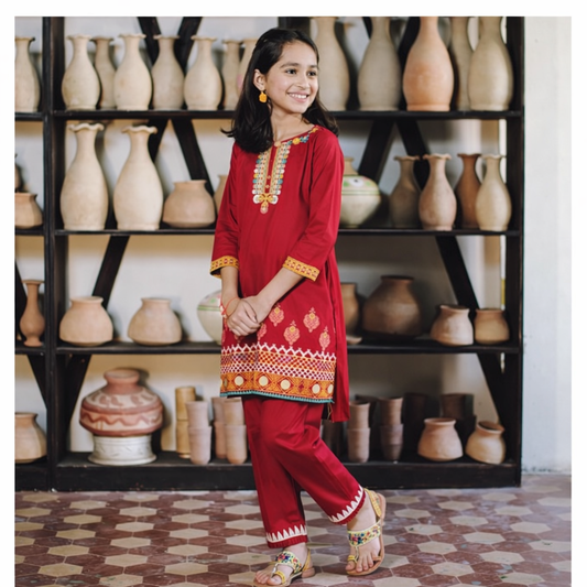 Kids lawn Eid collection  unstitched.  Kid001