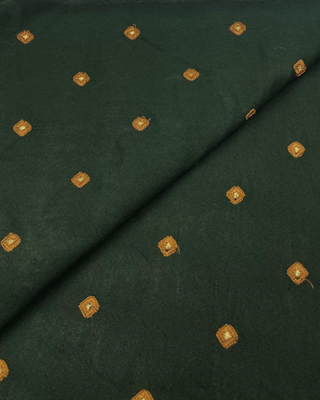 Silk Karandi Embroidery SKE078